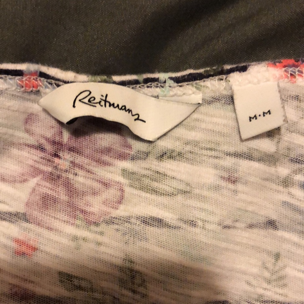 Floral tank - Picture 2 of 3